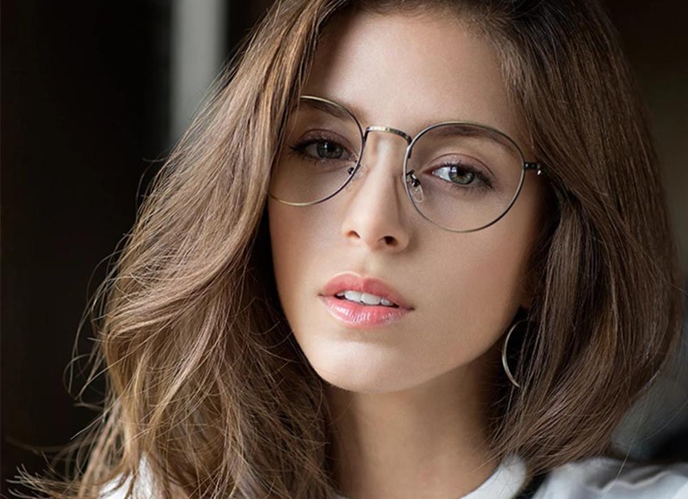 Are Metal Eyeglass Frames In Style