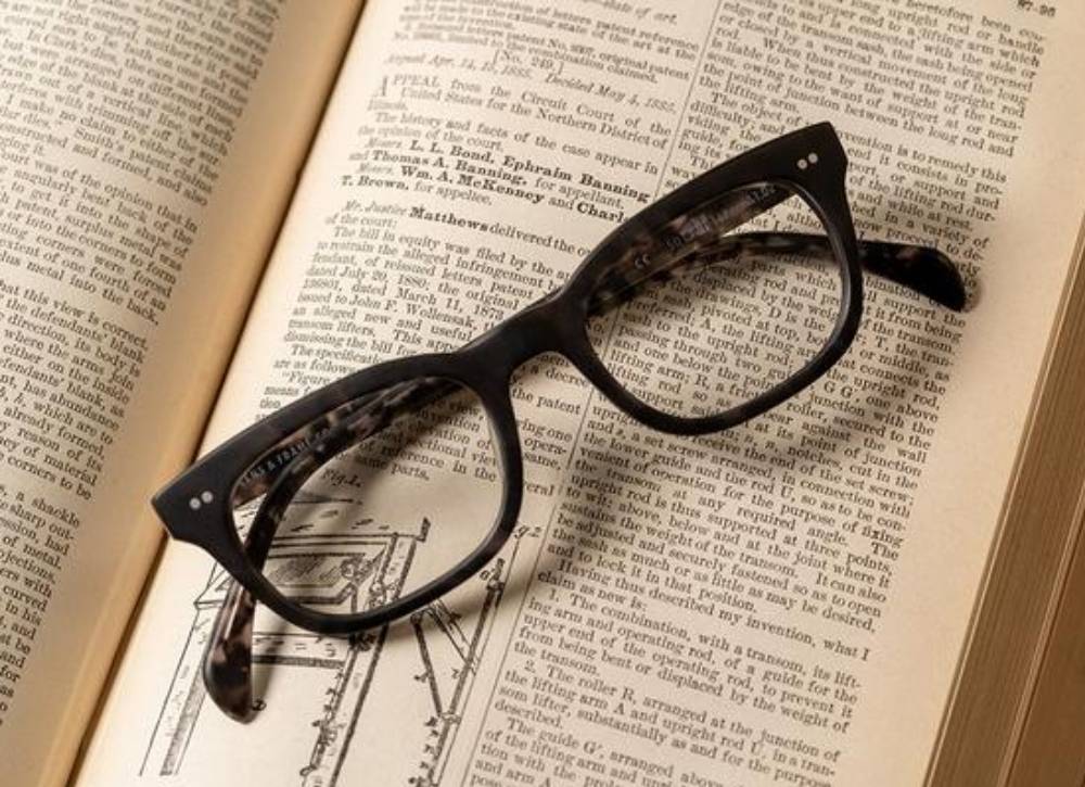reading glasses strengths