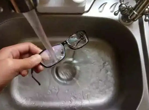 If There are Scratches On Glasses, Don’t Throw Away Directly