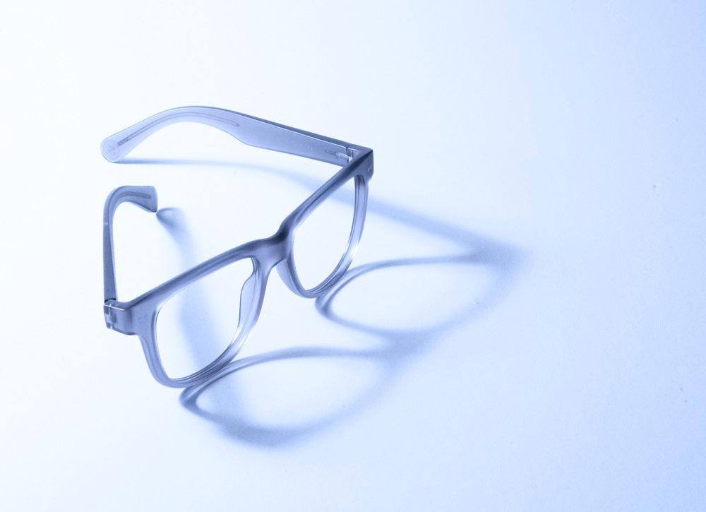 how to test blue light glasses