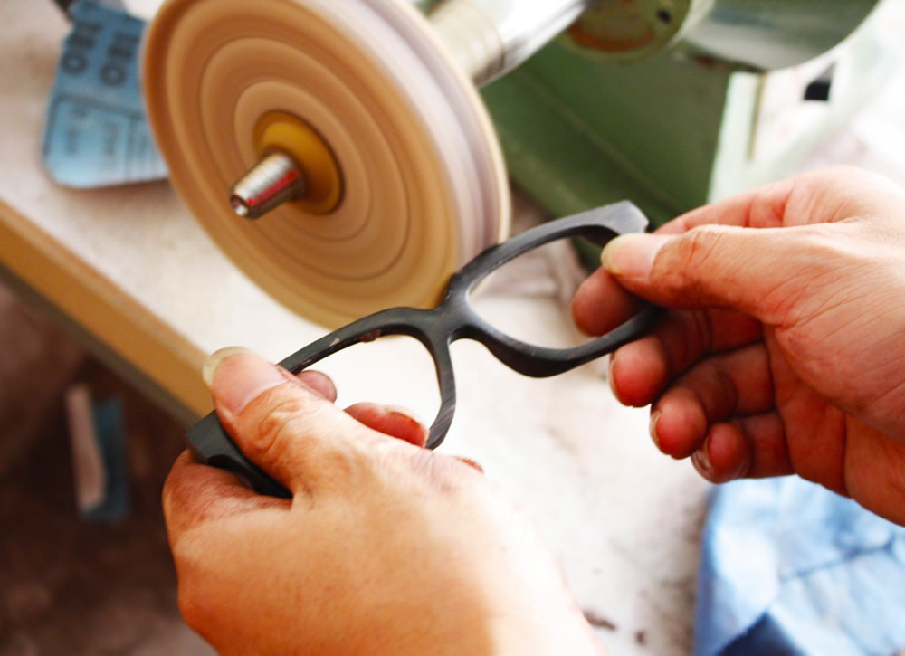 How sunglasses are made