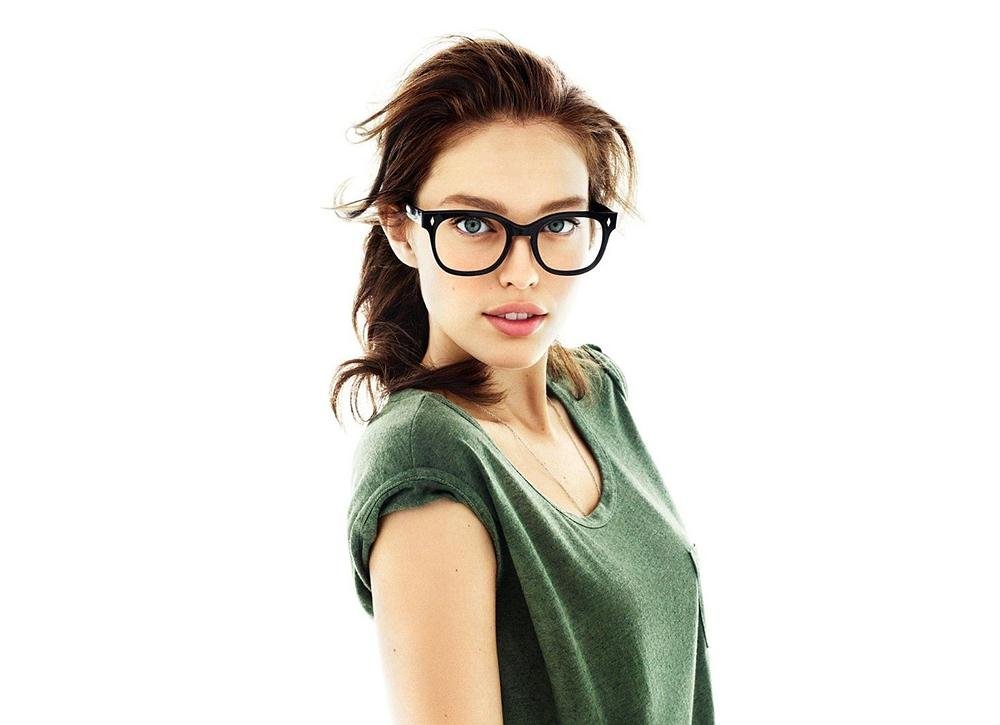 How to choose the best women's glasses?
