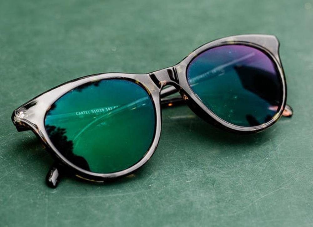Is It Worth Buying Polarized Sunglasses - KoalaEye