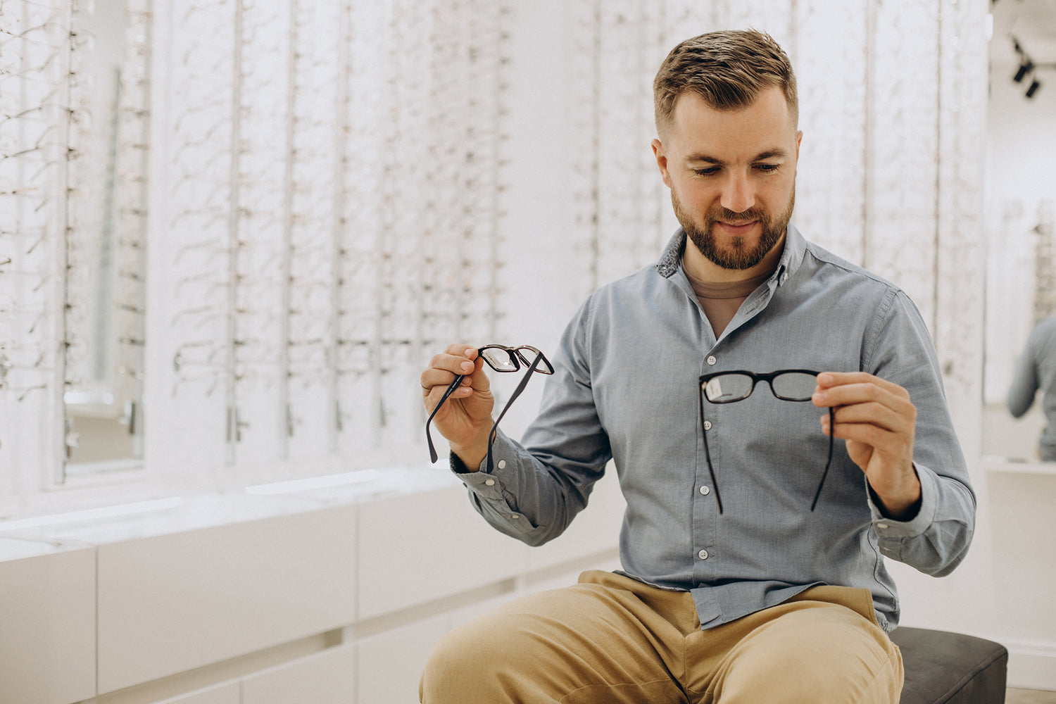 Exploring the World of Progressive Spectacle Lenses: Finding the Best Fit for Your Vision